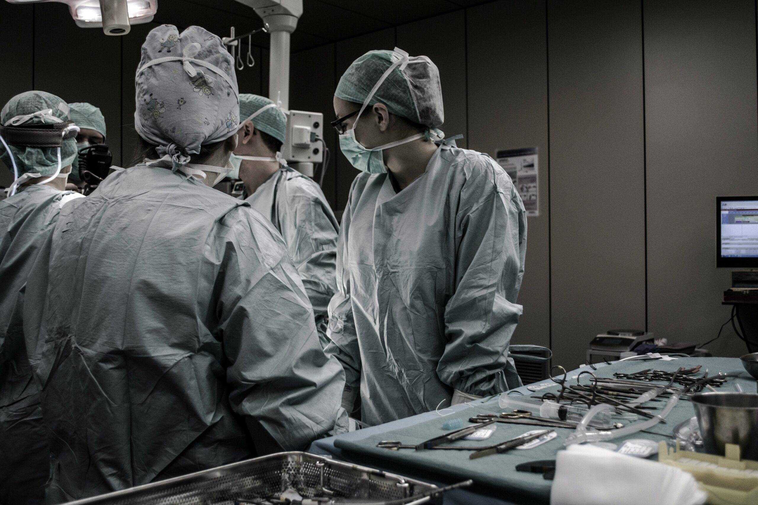 Machine learning in healthcare revolutionizing diagnosis and treatment